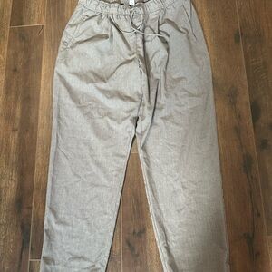 Old Navy Women's Gray Ankle Pants